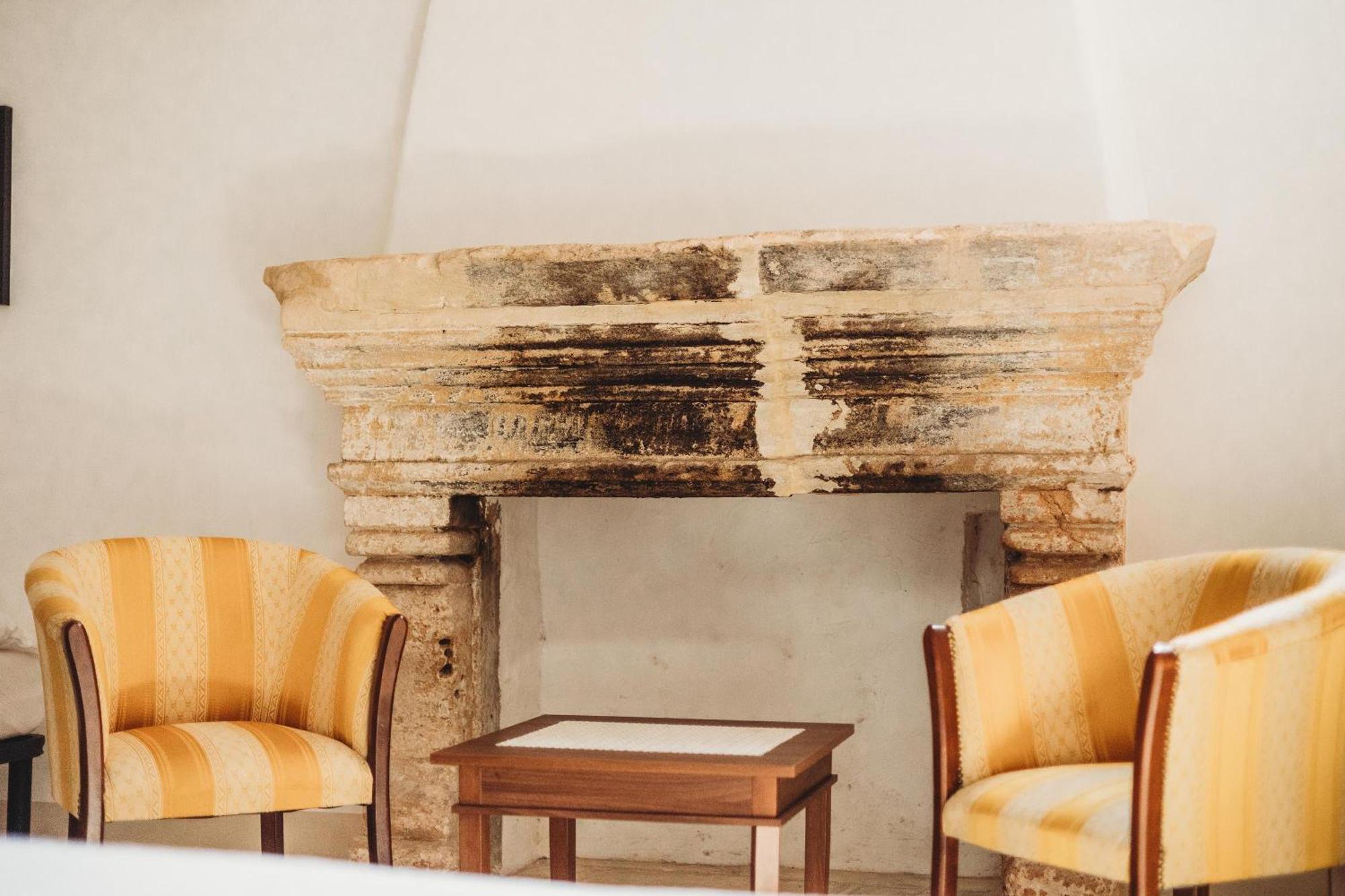 Palazzo San Giovanni Morciano di Leuca Esterno foto