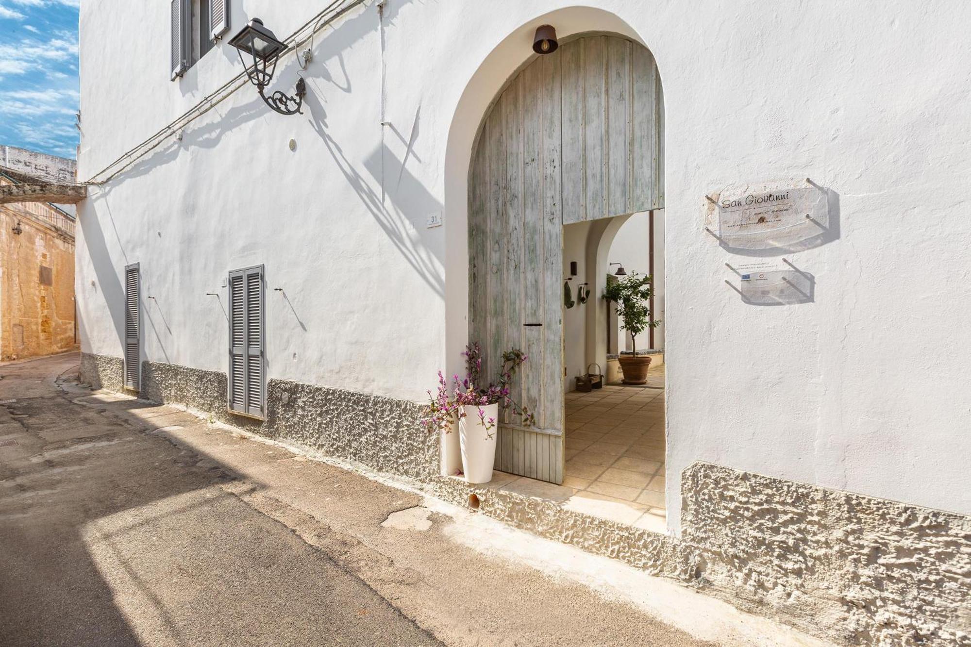 Palazzo San Giovanni Morciano di Leuca Esterno foto